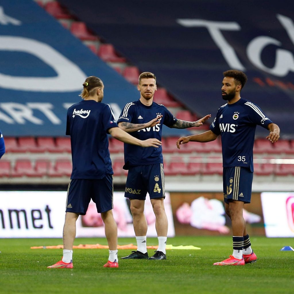 3buyukler fenerbahce 9 isimle vedalasiyor