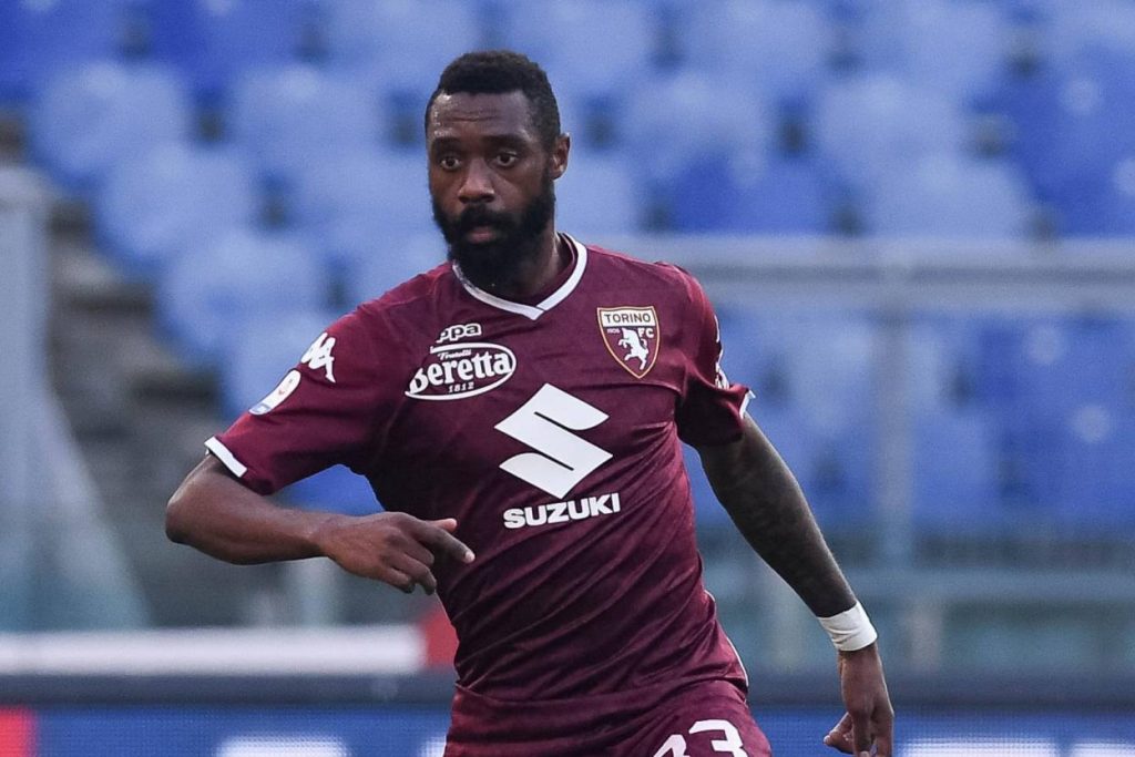 besiktas o defans oyuncusunu tekrar gundemine aldi 3buyukler 3