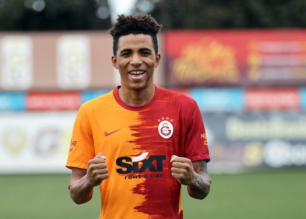 galatasarayda transferler hiz kazaniyor 3buyukler