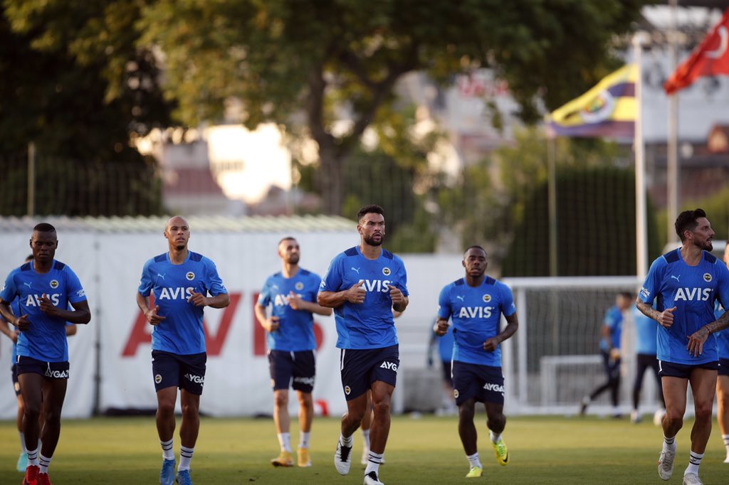 3buyukler fenerbahceden beklenen hoca haberi 2 temmuz aksami geldi 1