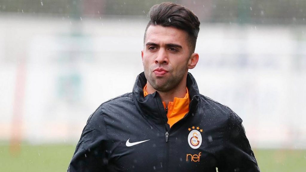 galatasarayda bir oyuncu gelicek bir oyuncu gidicek 3buyukler 2
