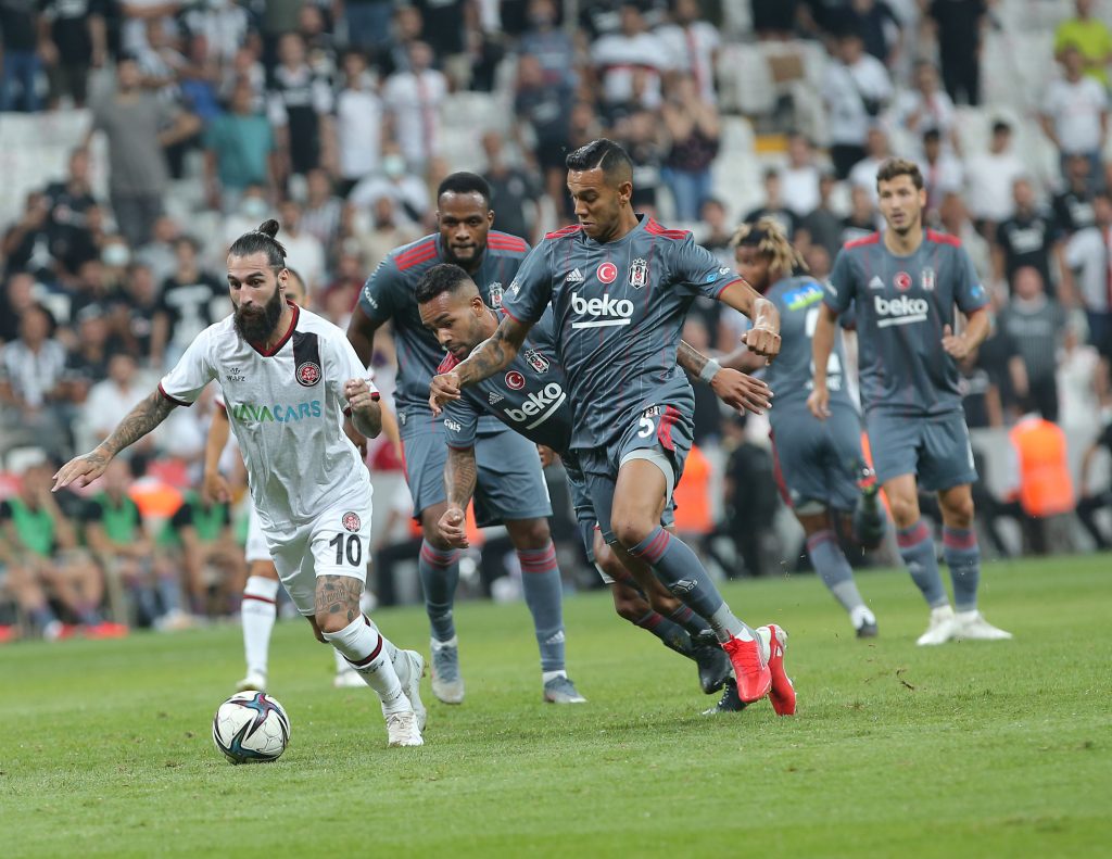 son sampiyon besiktas kaldigi yerden 3buyukler 3