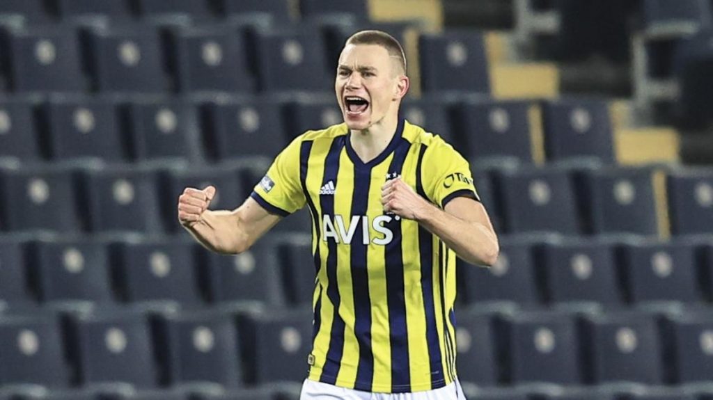 3buyukler atilla szalainin arkasindan kosuyorlar