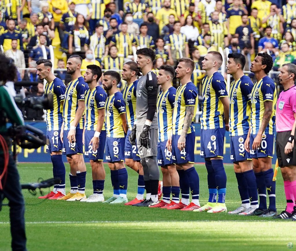 3buyukler.com Fenerbahcede 9 Futbolcunun Gol Sevinci