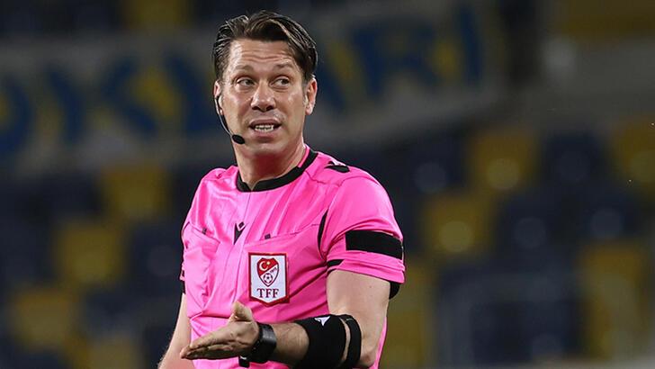 3buyukler Firat Aydinus Fenerbahce – Besiktas Macinin Hakemi Oldu2