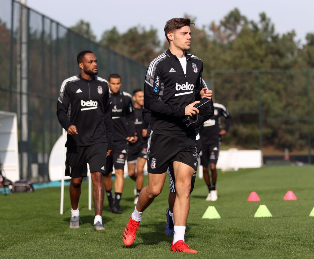 3buyukler sergenyalcinin besiktas kariyeri 3