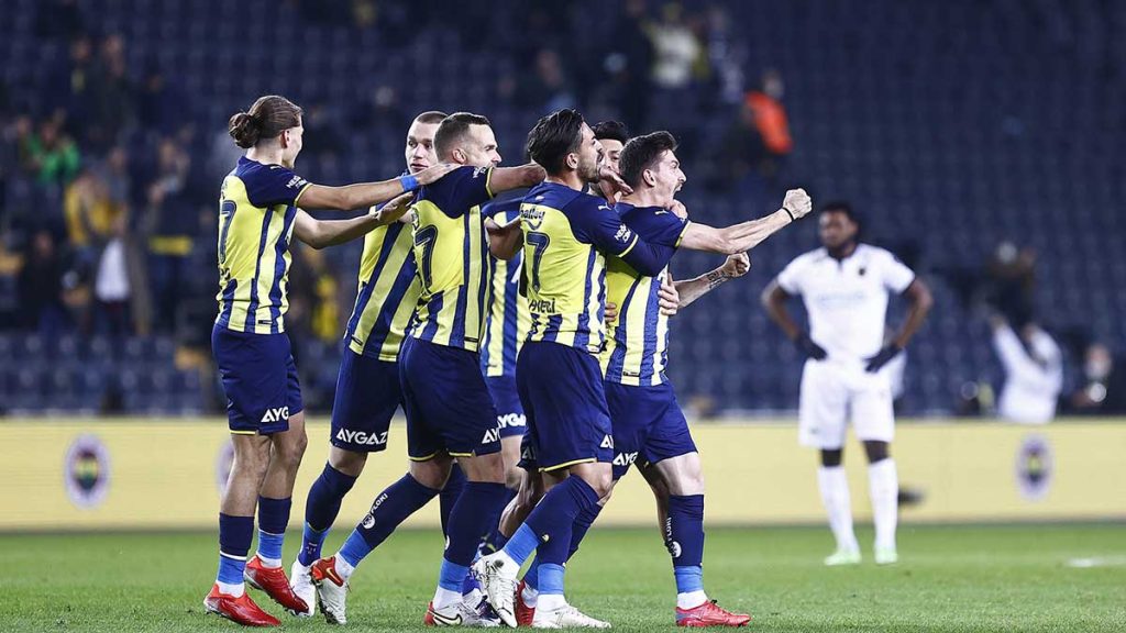 3buyukler fenerbahce neden sampiyon olamiyor5