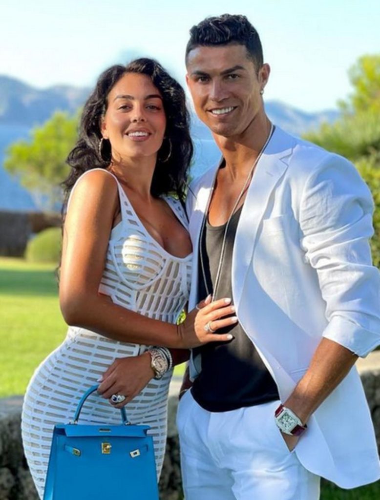 3buyukler cristiano ronaldo nun esi atletico madrid iddialarini kesin bir dille yalanladi