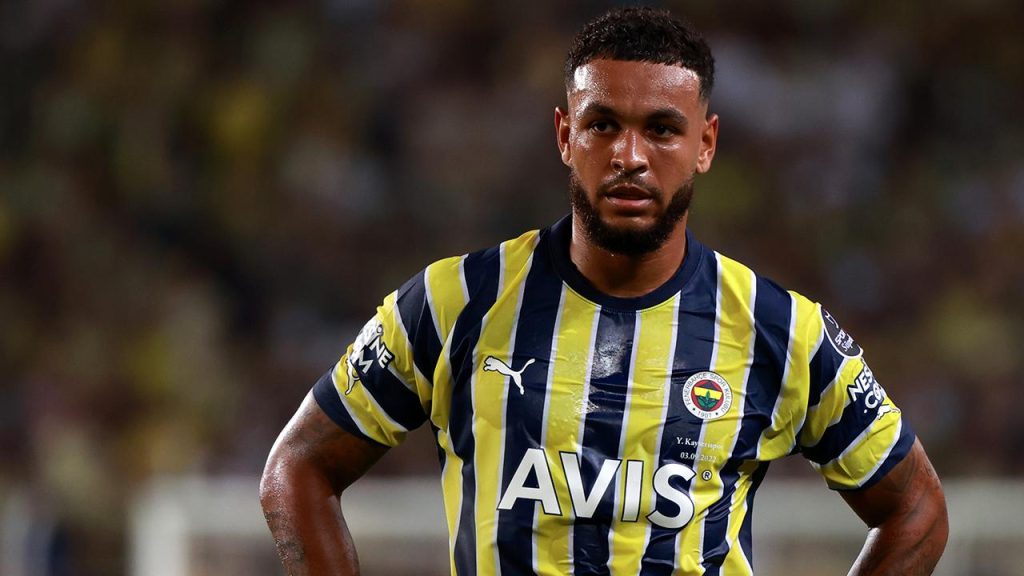 3buyukler ismail kartal bes futbolcunun biletini kesti 1