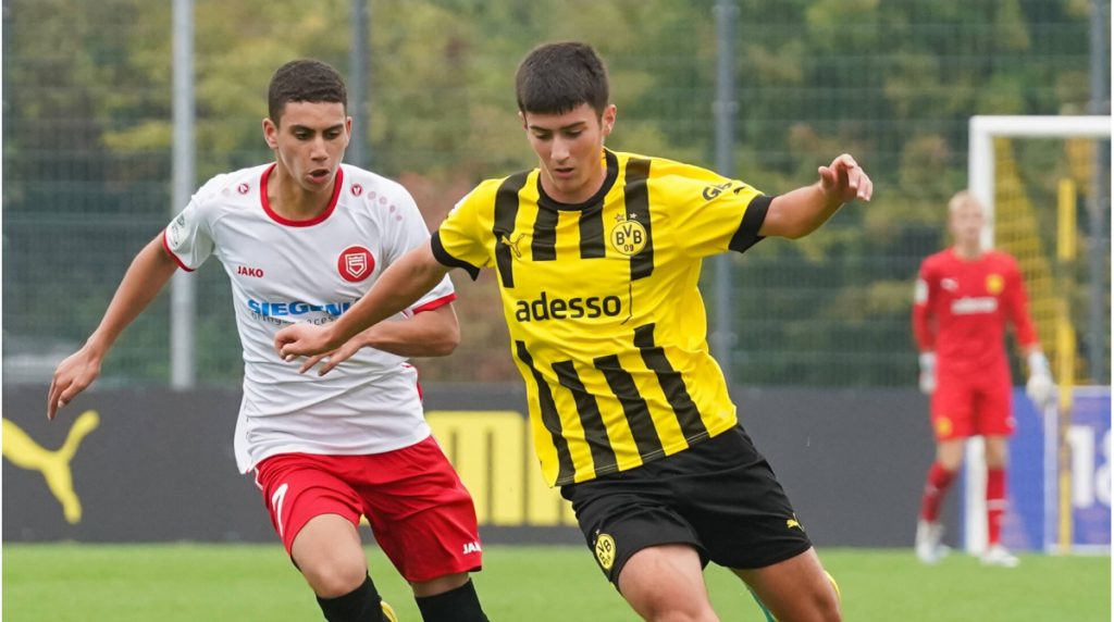 3buyukler galatasaray gokdeniz gurpuz un isini bitirdi