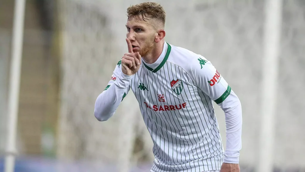 burak kapacak kariyerinin baslangici 3buyukler