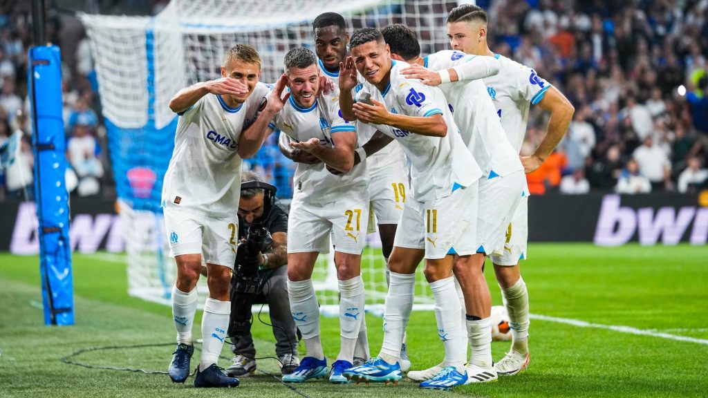 3buyukler olimpik marsilya aek atinayi maglup etmeyi basardi 2